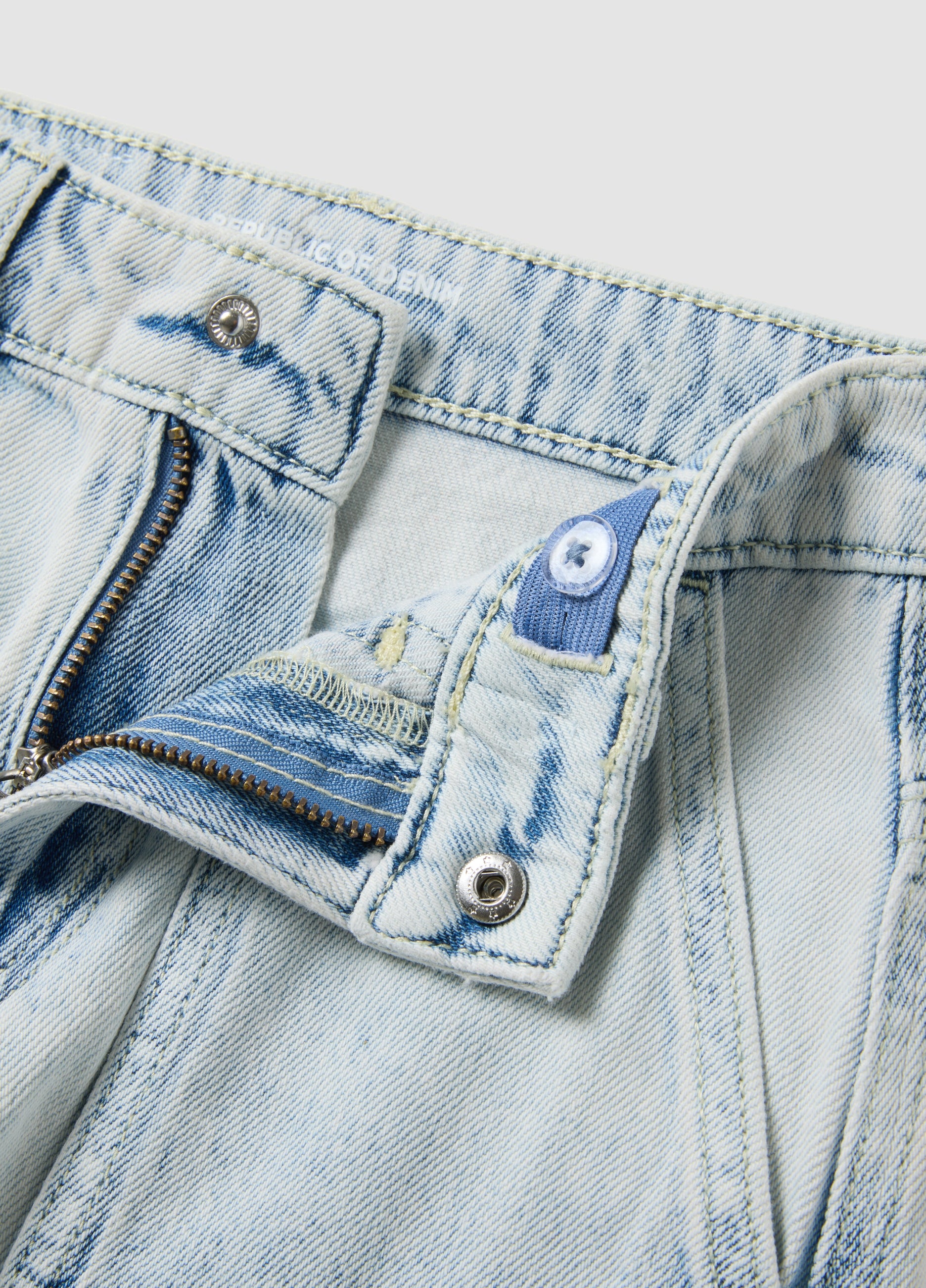OVS Light Blue Denim Cargo Shorts In A Cotton-Viscose Blend