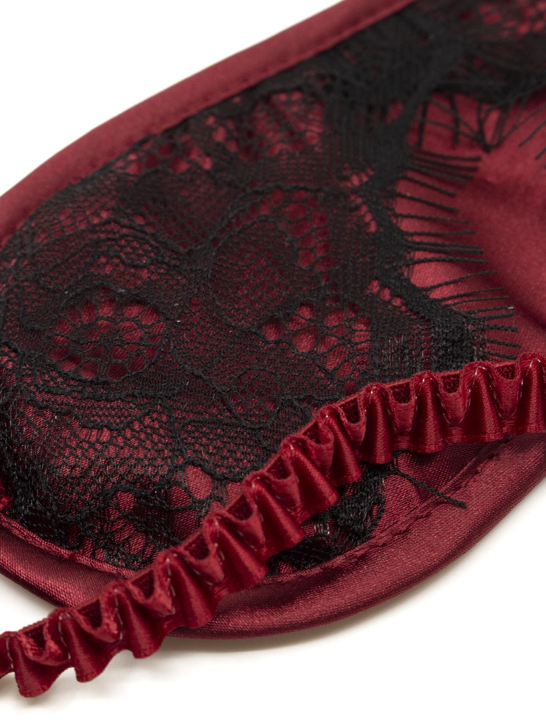 Ann Summers ونظارات نوم من الساتان والدانتيل NS