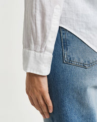 قميص كتان بقصّة عادية