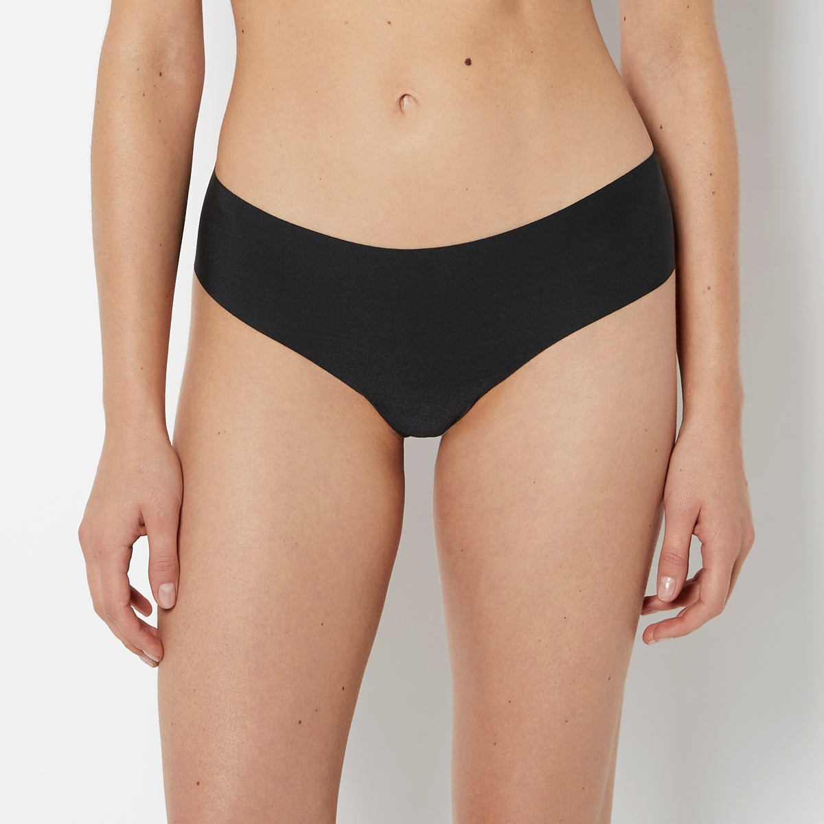 No Show Thong Panty in