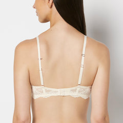 La Senza Up 2 Cup Plunge Bra with Timeless Lace in Pearled Ivory