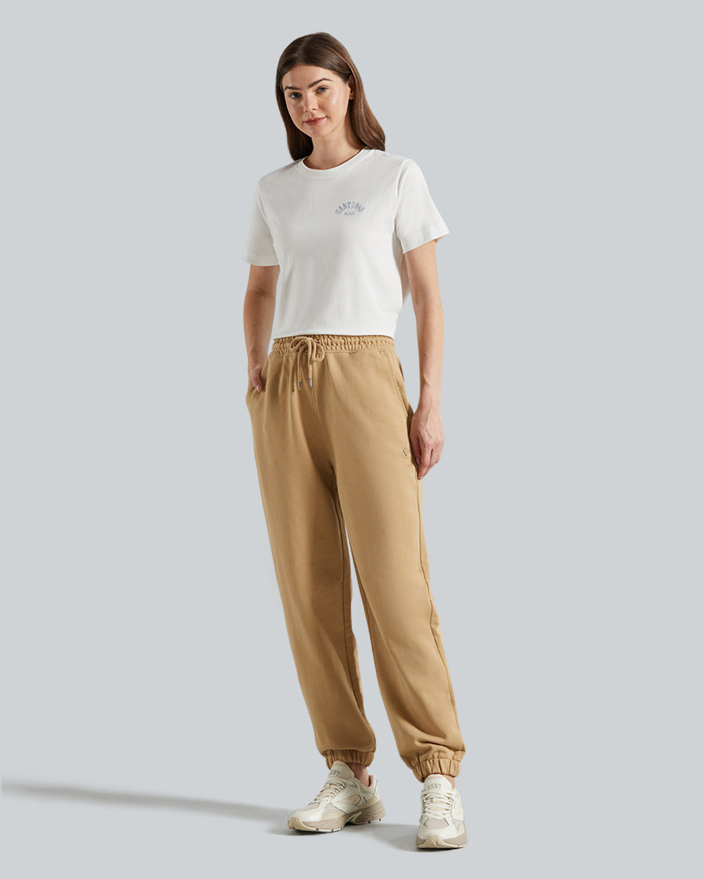 Gant Relaxed Iconic Essential Pants – Stretch Cotton, Tapered Fit Dark Khaki / M