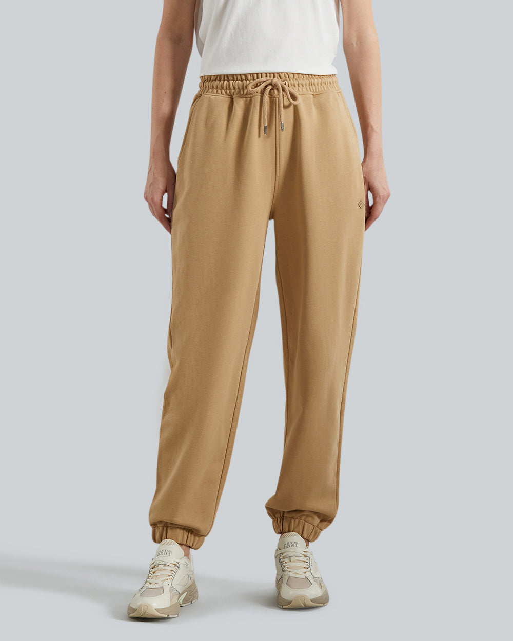 Gant Relaxed Iconic Essential Pants – Stretch Cotton, Tapered Fit Dark Khaki / M