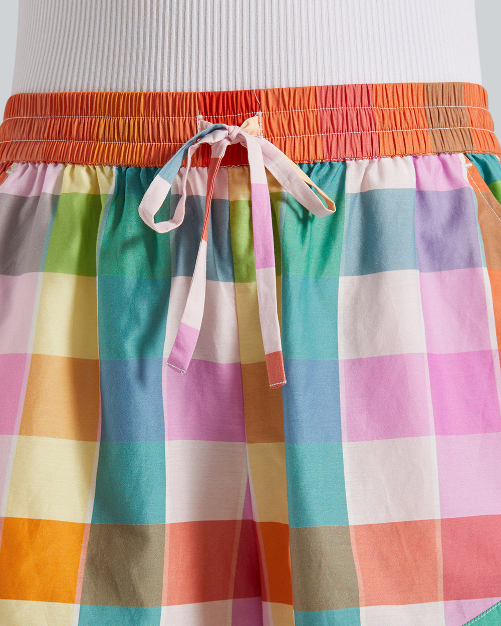 Gant Multi Check Cotton Silk Shorts – Relaxed Fit, Lightweight Blend Multicolor / 36
