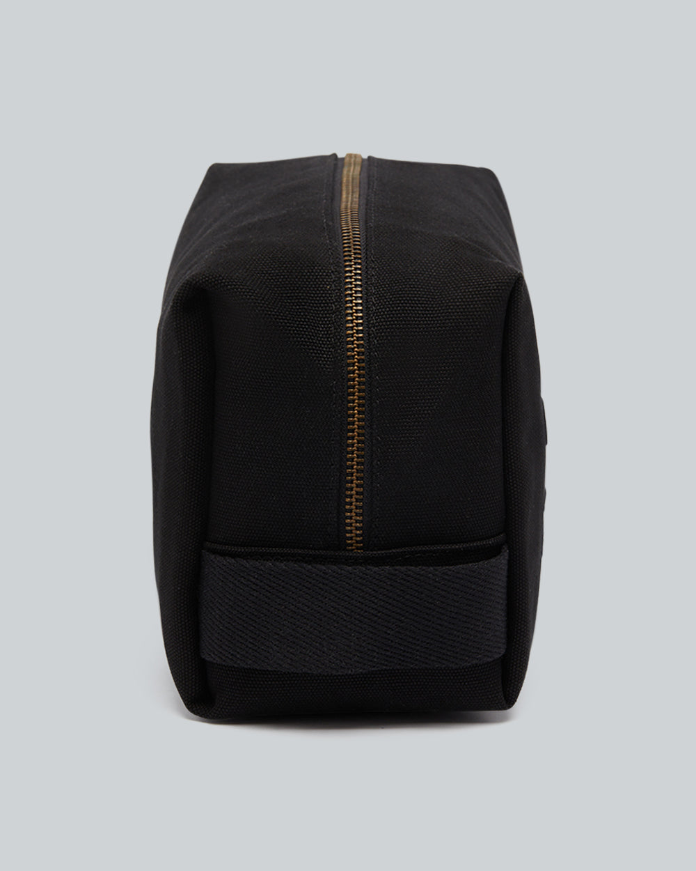 Gant Tonal Shield Wash Bag – Minimalist Style With Functionality Ebony Black / ONESIZE