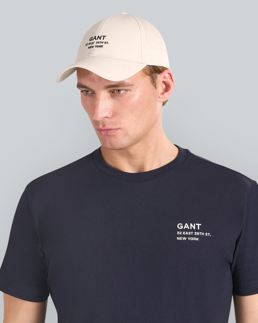 Small Script Graphic Cap Cream / OS