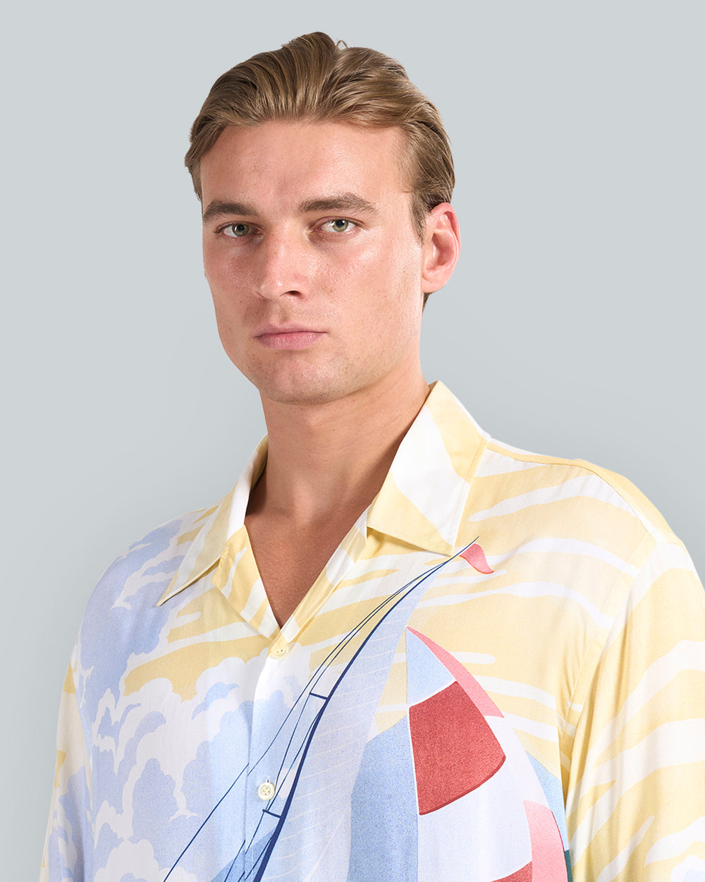 Relaxed Fit Sailing Scene Short Sleeve Shirt Red / L