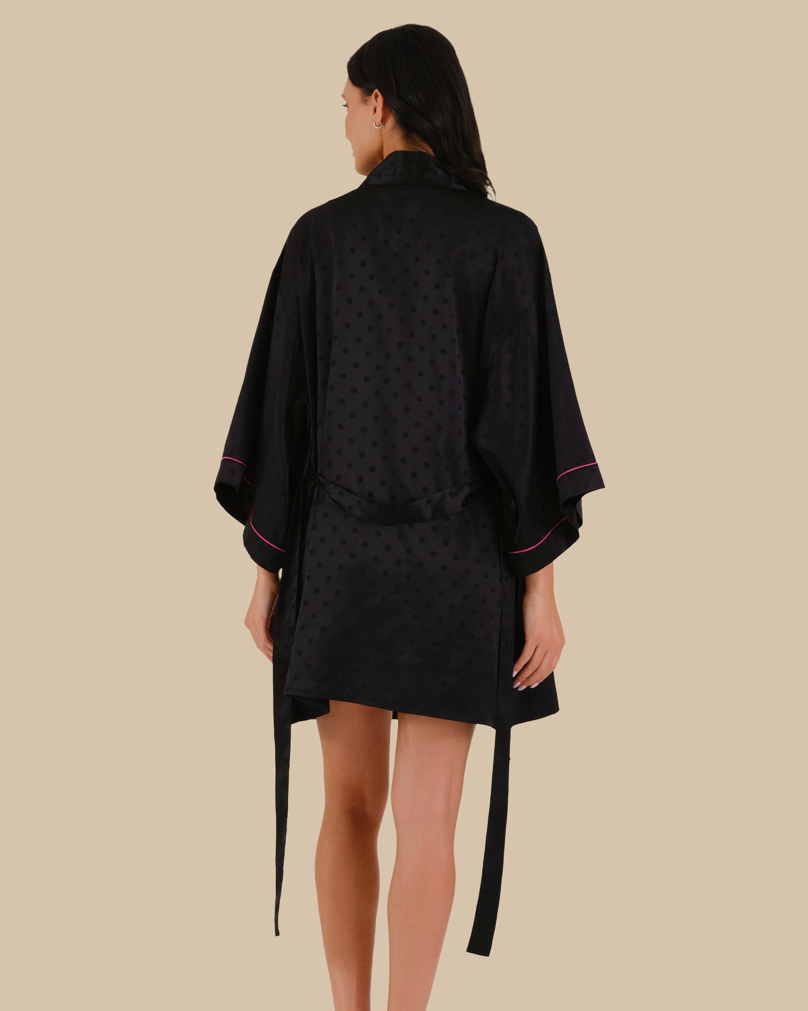 Isla & Evie Robe BLACK BEAUTY/FUCHSIA-LSI / S