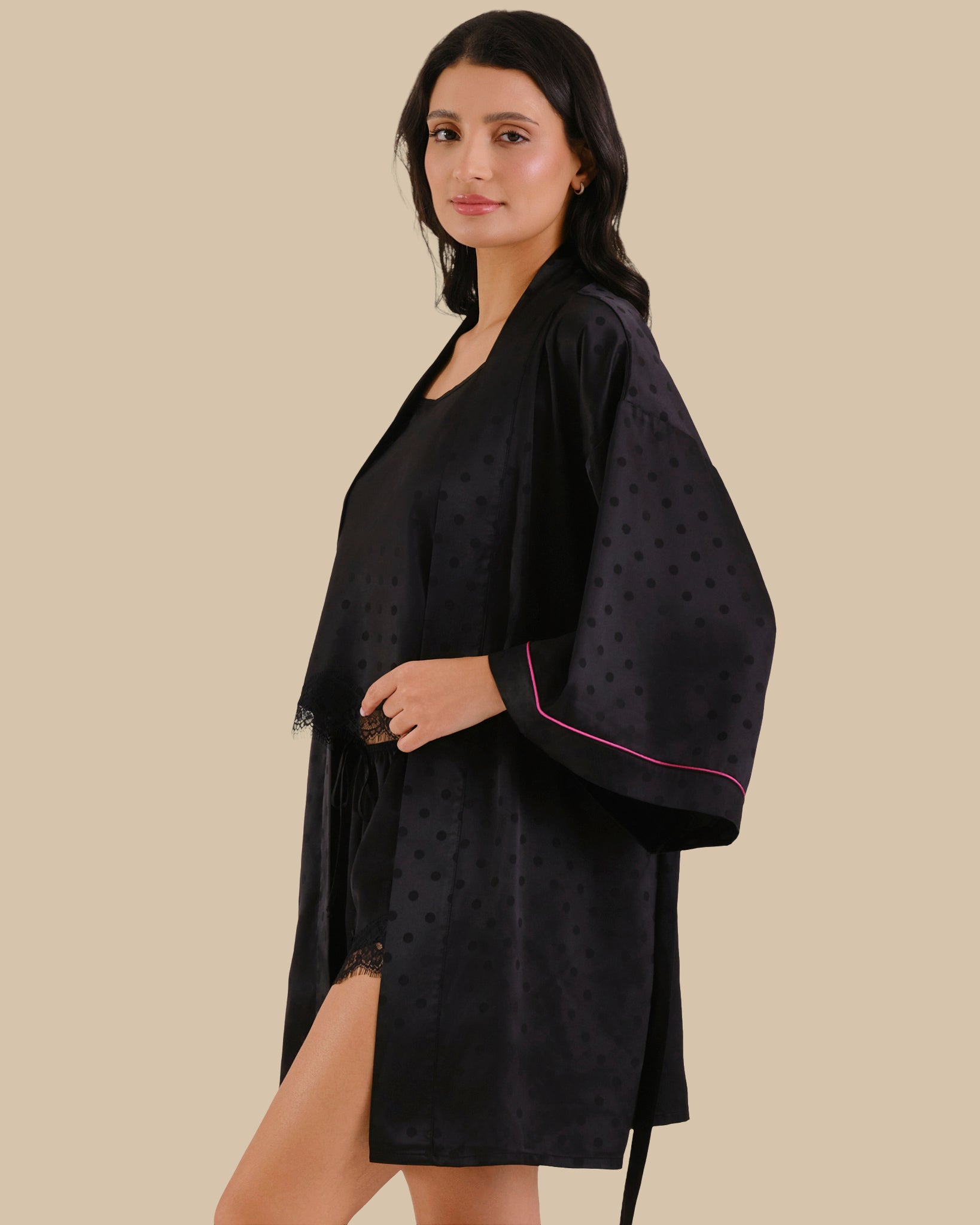 Isla & Evie Robe BLACK BEAUTY/FUCHSIA-LSI / S