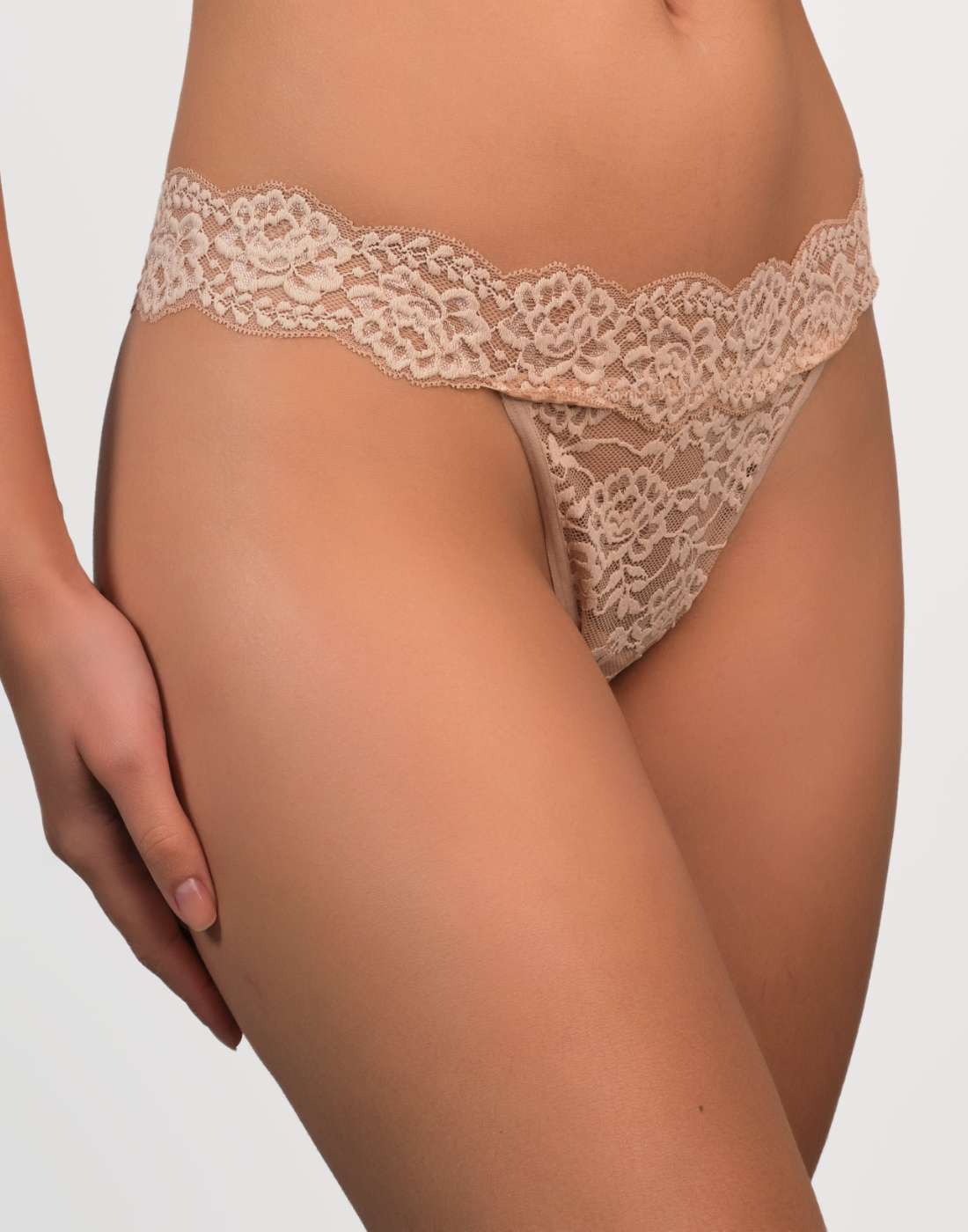 La Senza Trendy Lace Thong Nude / MED