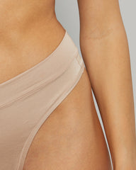 LA SENZA COMFORTABLE MIDRISE TRENDY ULTRASOFT THONG 02MI / S