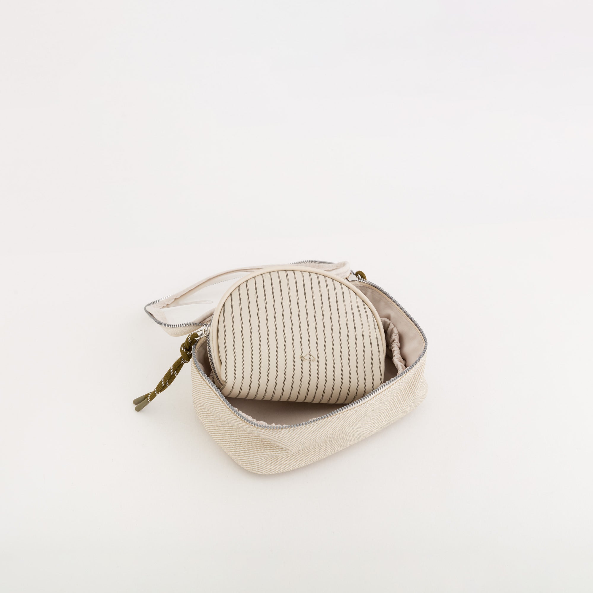 Women's Toiletry Bag - Gabriela Beauty