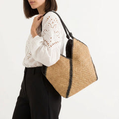 Women's Shoulder Bag - Serengeti