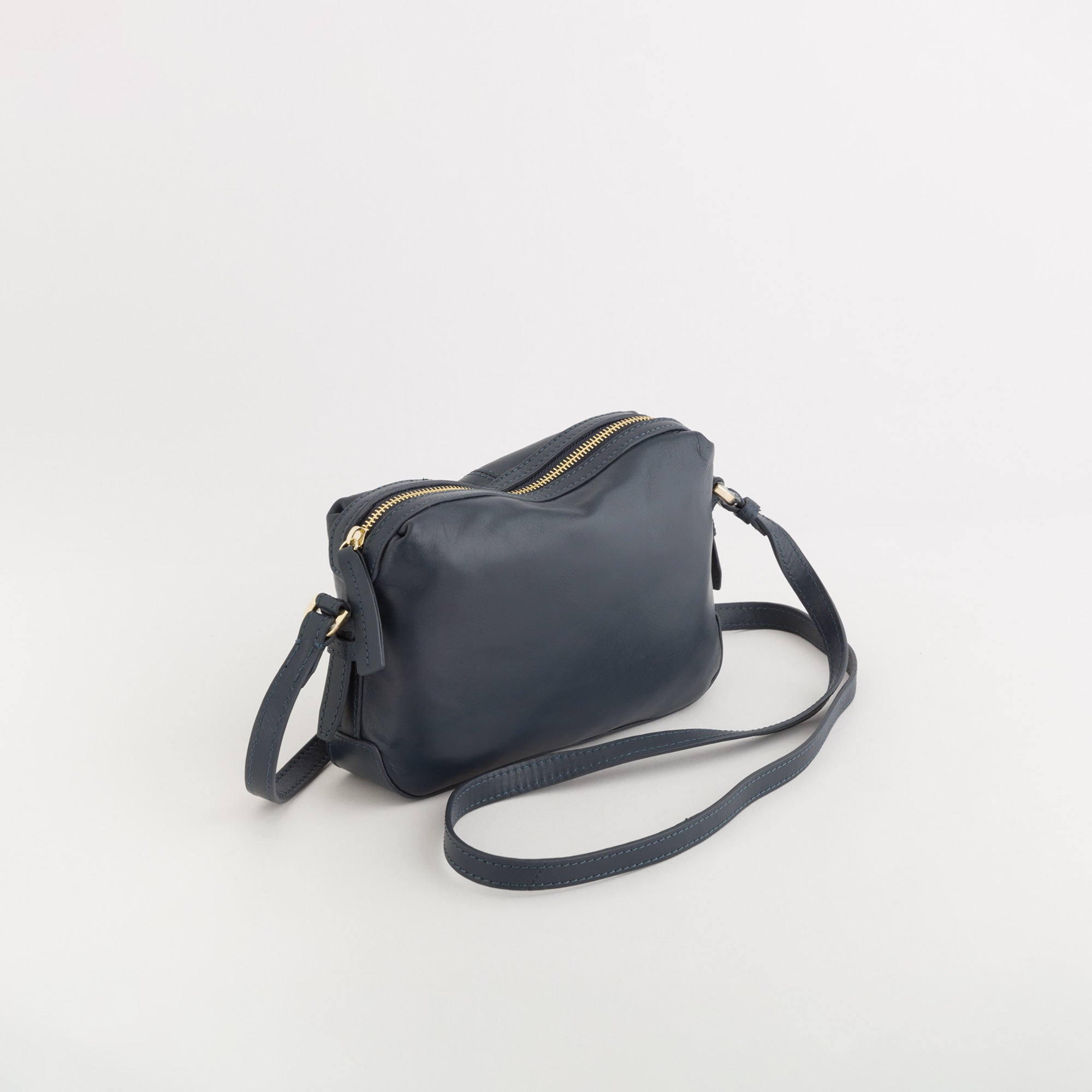 Women's Cross-Body Bag - Lobelia