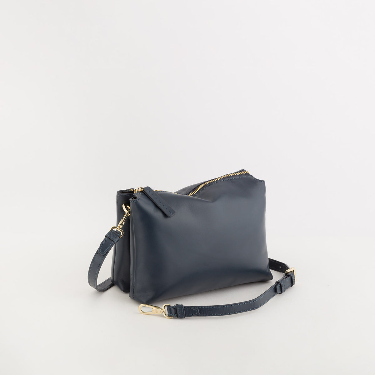 Women's Cross-Body Bag - Lobelia