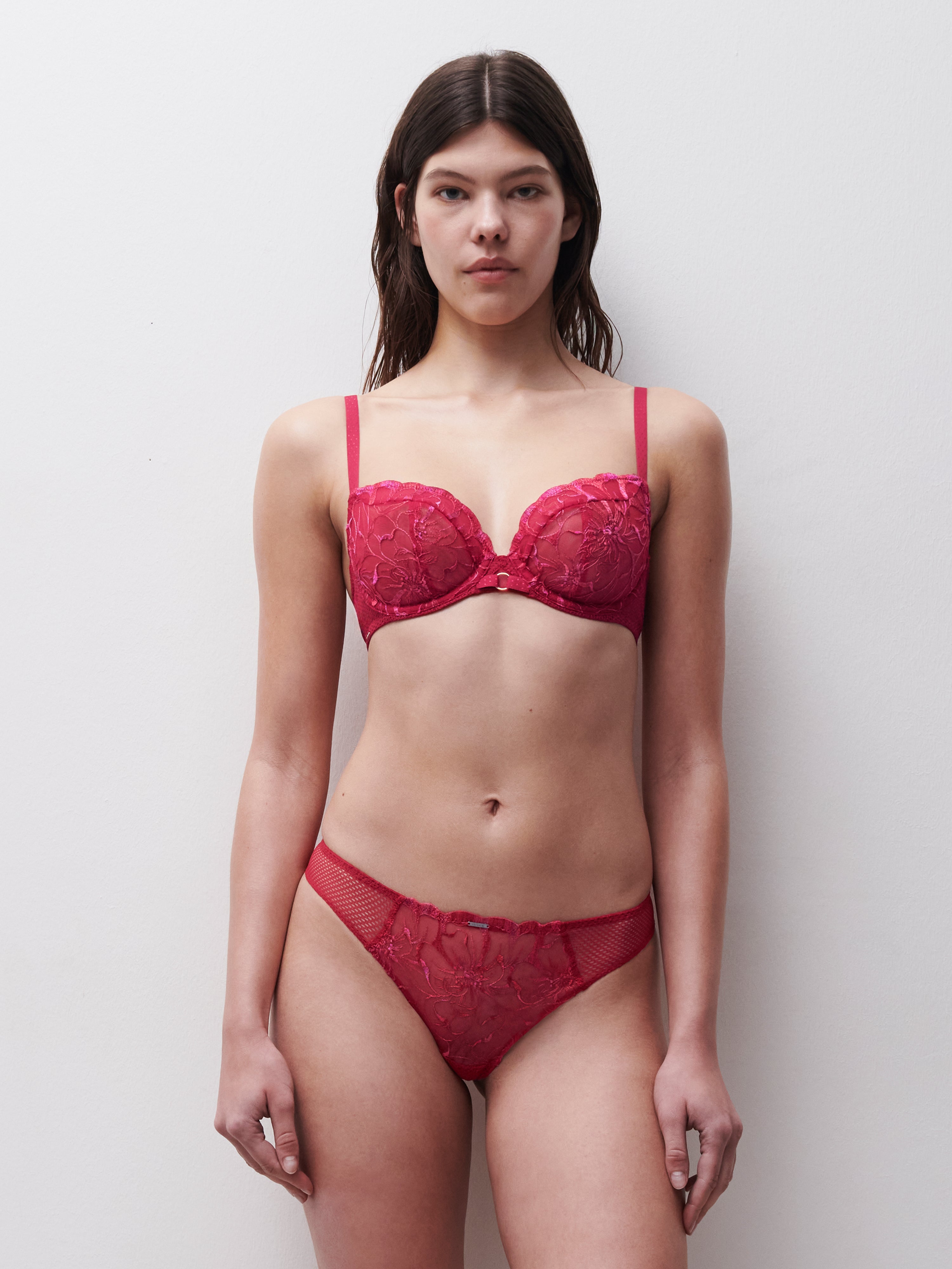 Chantelle Fleurs-Tanga