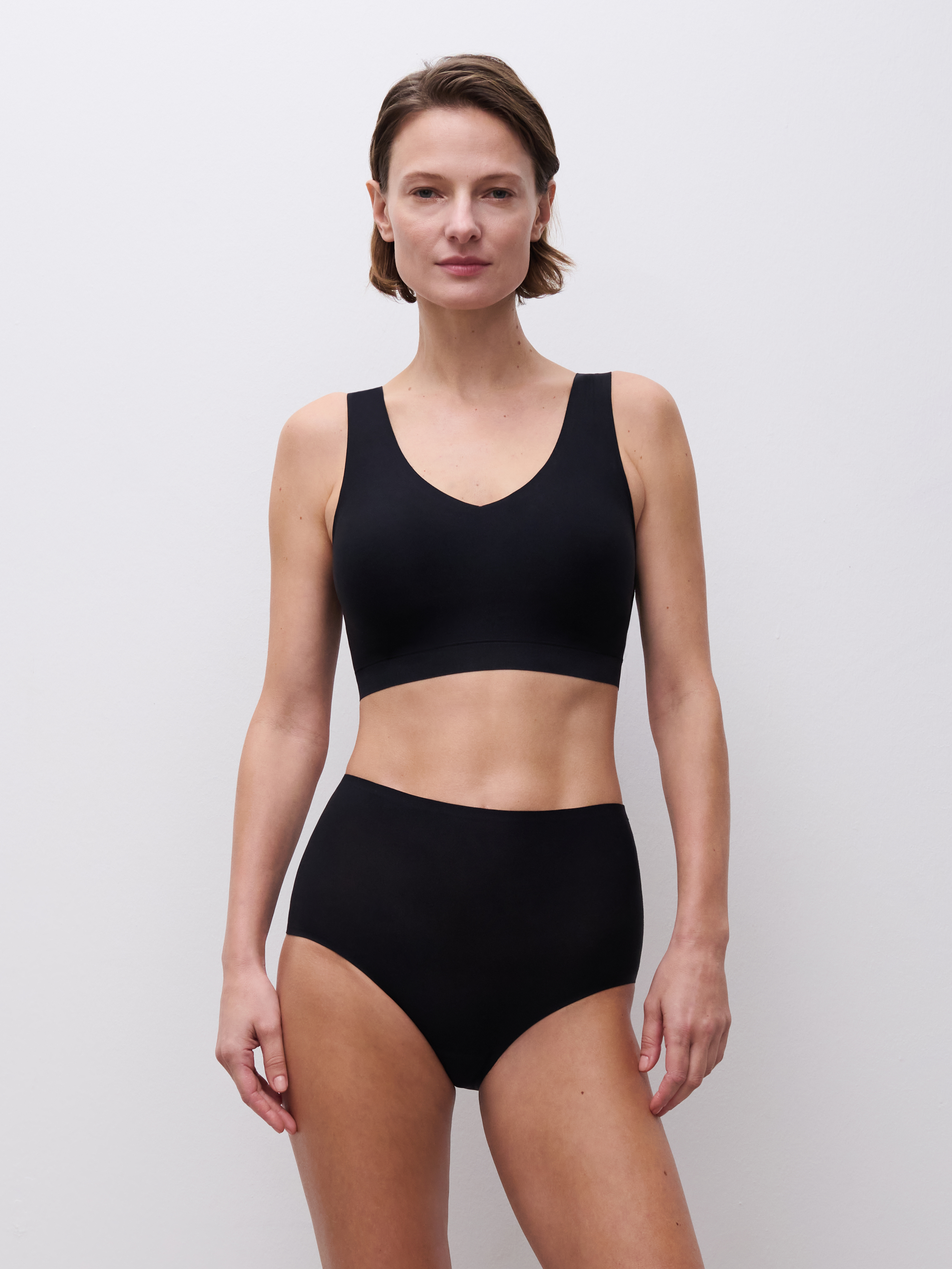 Chantelle Softstretch-Padded V-Neck Bra Top