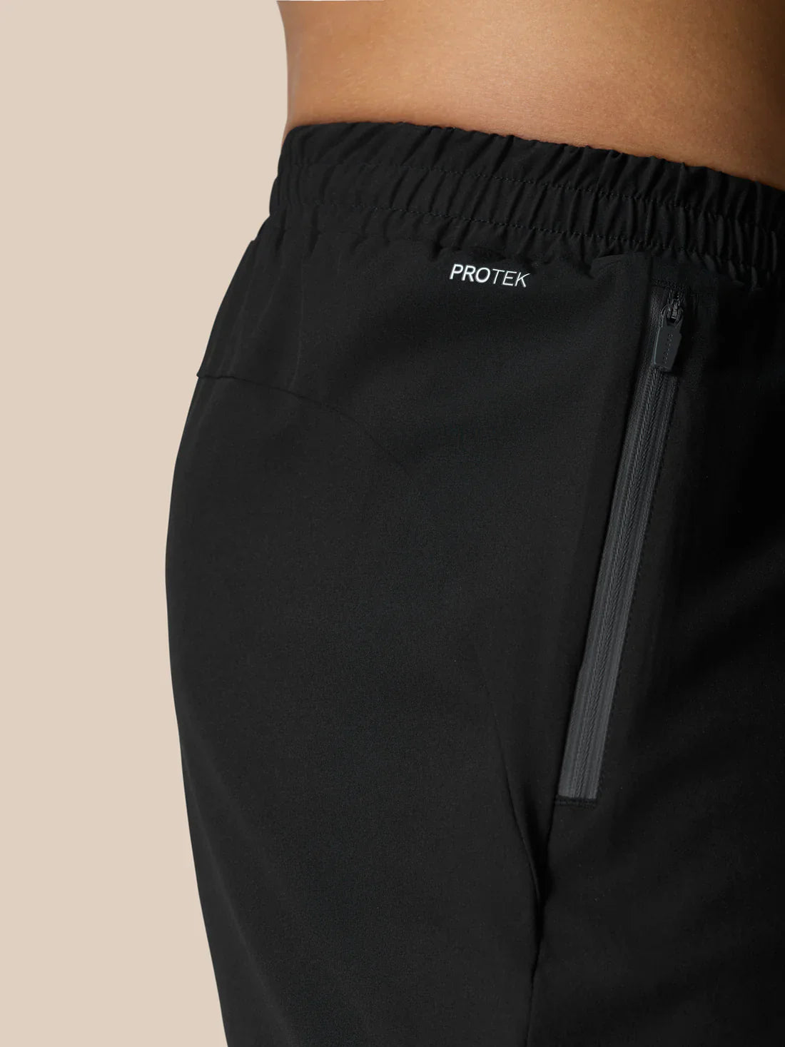 Castore Flow Training Shorts