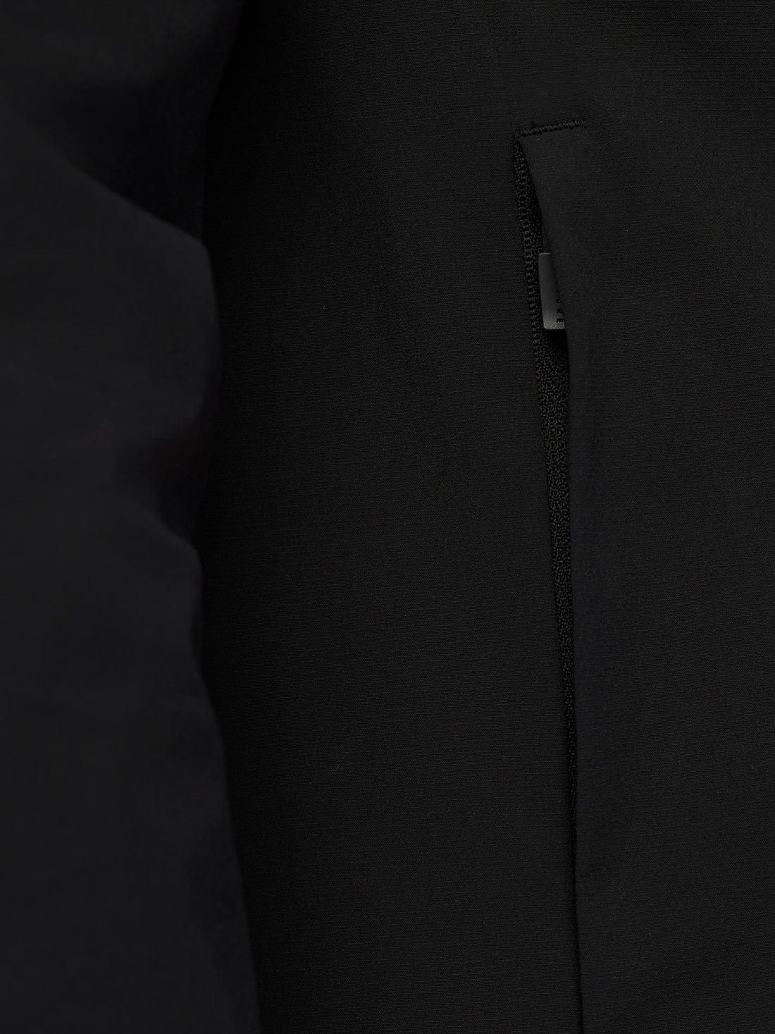 Castore Adapt Training Wind Jacket