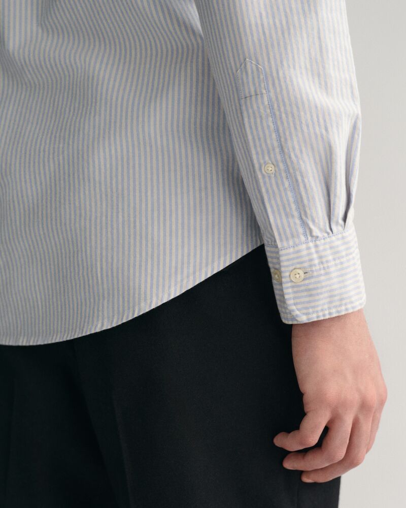 Slim Fit Banker Stripe  CLASSIC SHORT SLEEVE  Oxford Shirt LIGHT BLUE / S