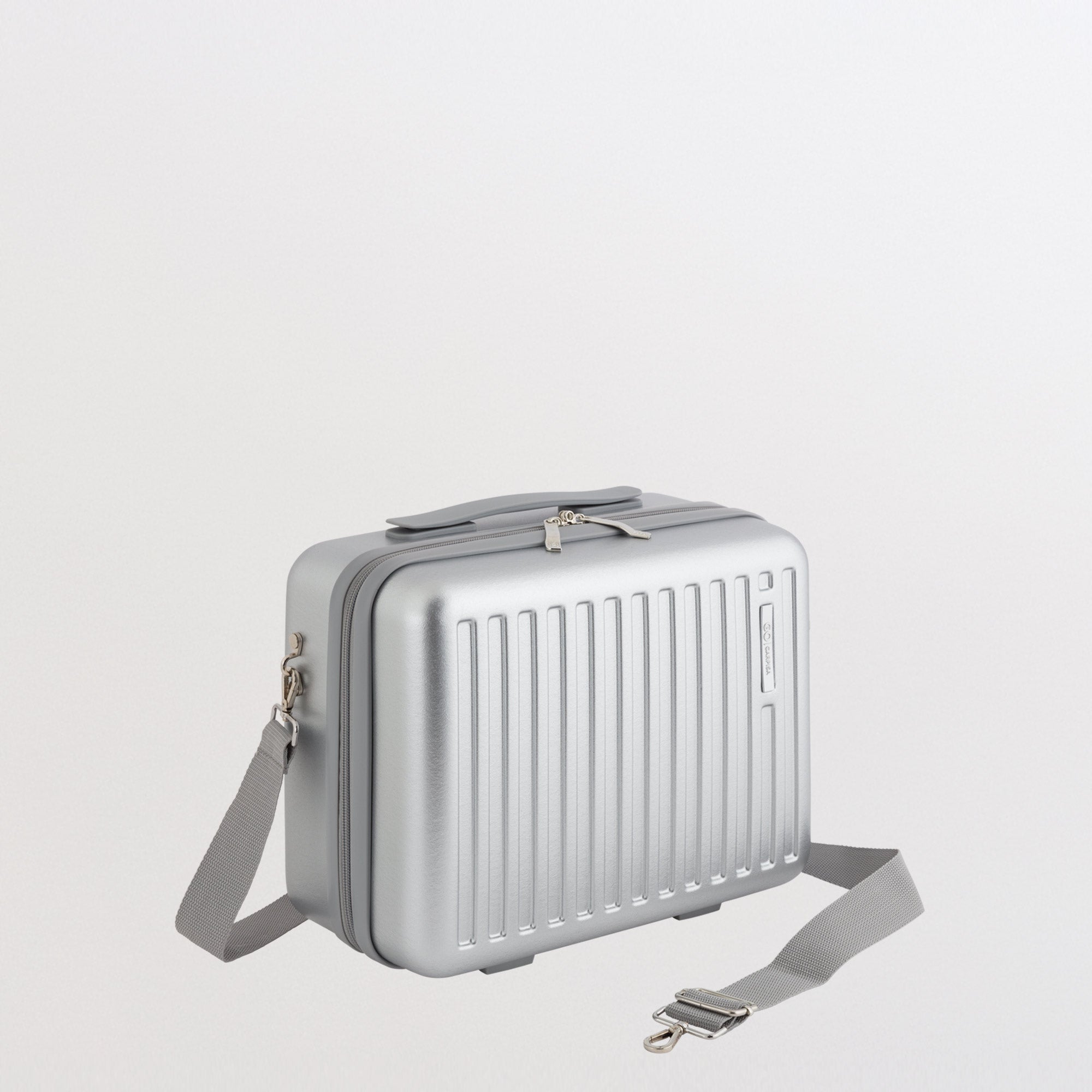 Toiletry Bags-Tinny Go Single Size / Silver