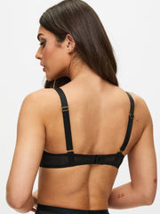 Ann Summers Unmistakable حمالة صدر بتصميم غاطس غير مبطنة باللون الأسود