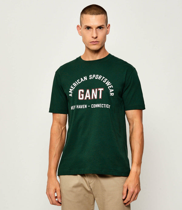 تيشيرت Gant بأكمام قصيرة وطبعة جرافيك