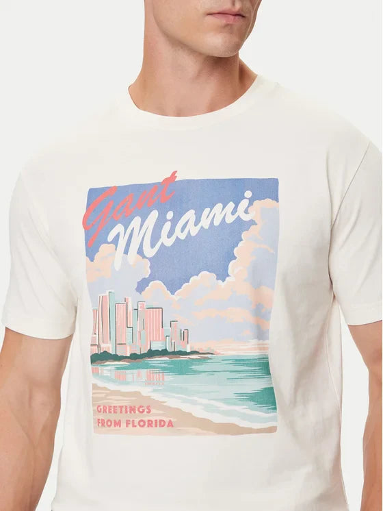 GRAPHIC T-SHIRT
