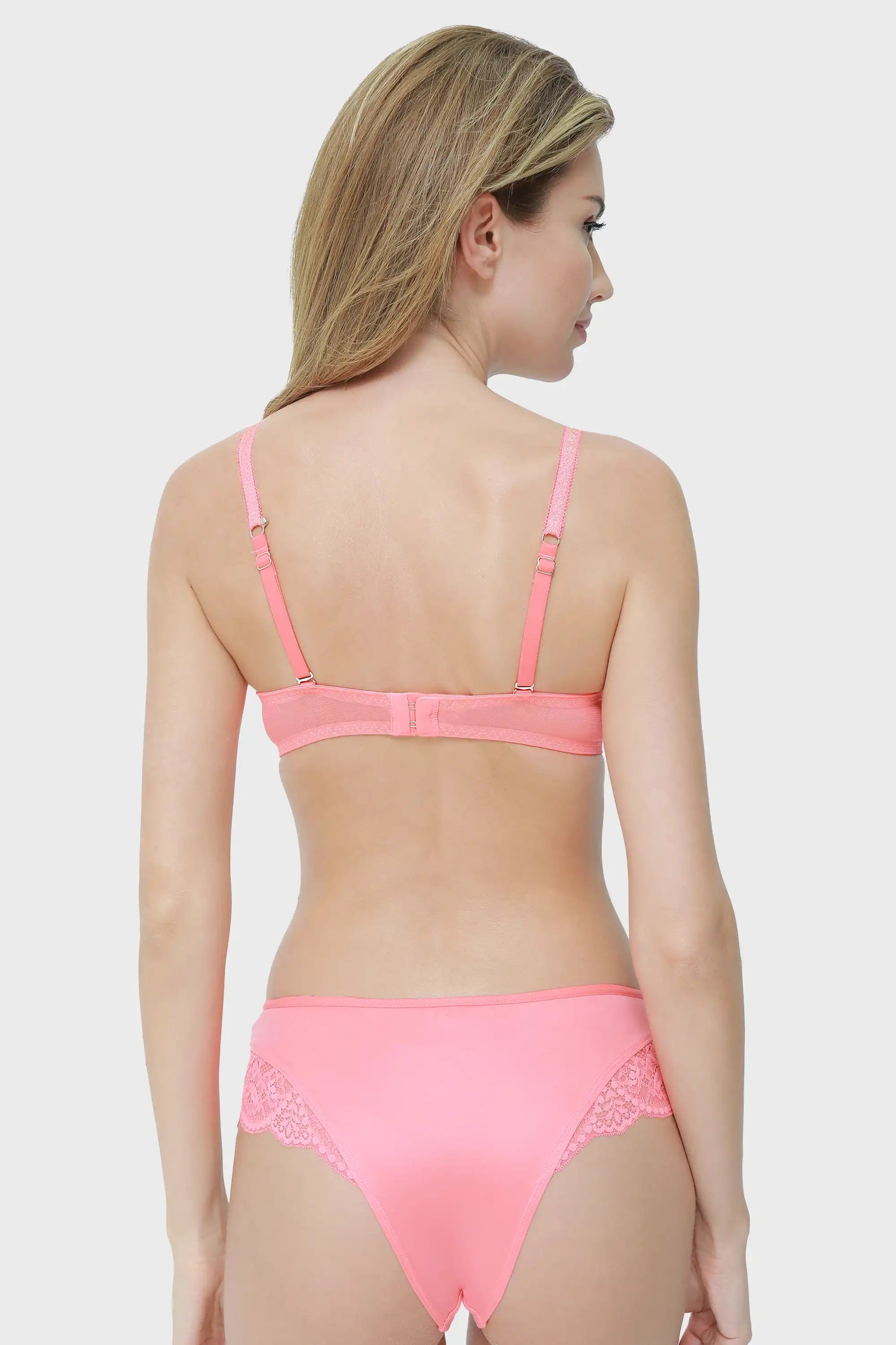 Isla & Evie Sexy Cheeky Panties M