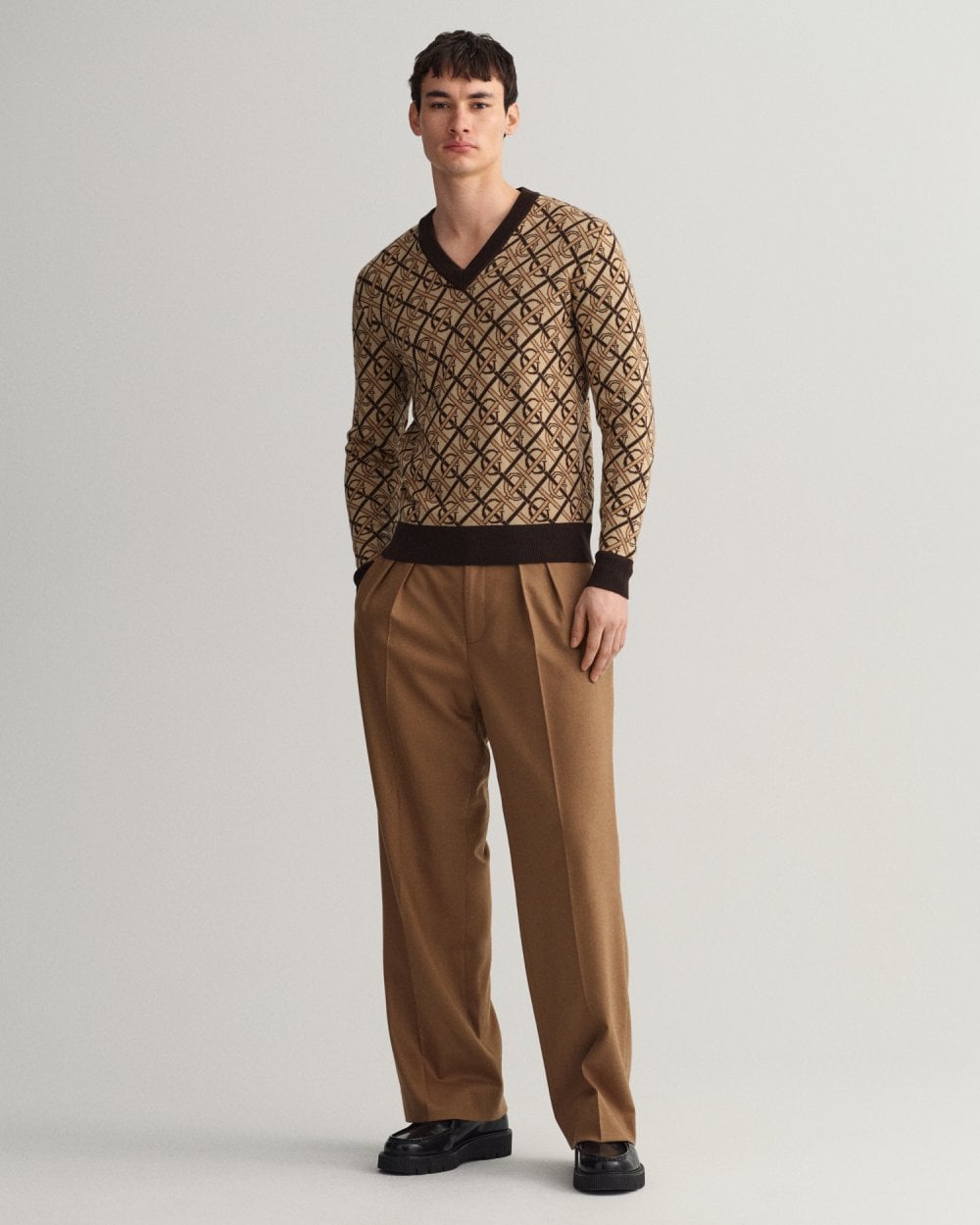 Gant Monogram Merino V-Neck Sweater